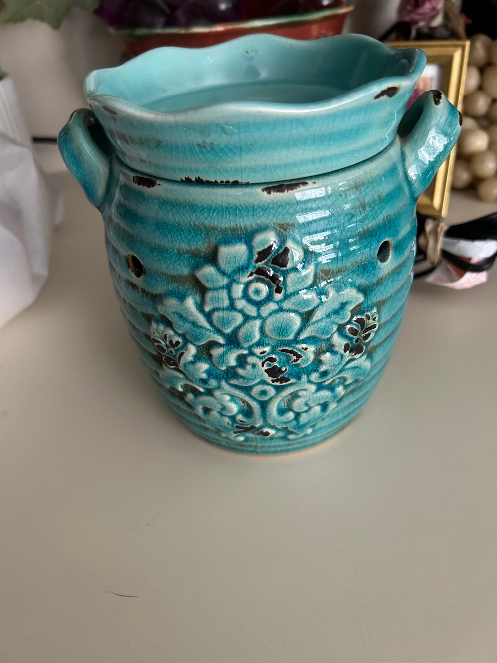 Scentsy Rustic Bloom Turquoise Ceramic Wax Warmer